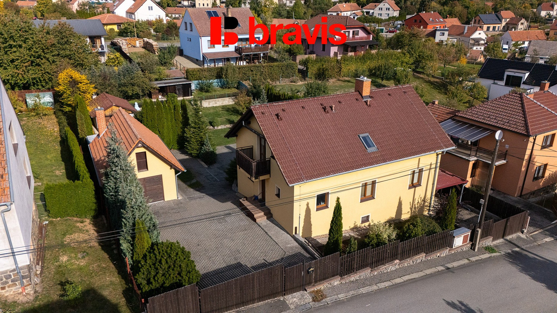 Prodej domu 204 m² s pozemkem 1 347 m²