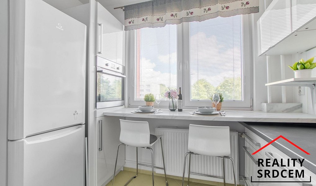 Pronájem bytu 3+1 77 m², Karviná – náhled fotky 2