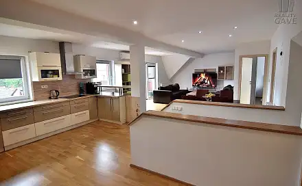 Prodej domu 204 m² s pozemkem 941 m², Letná, Krupka, okres Teplice