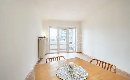 Pronájem bytu 2+kk 63 m², Malešická, Praha 3 - Žižkov