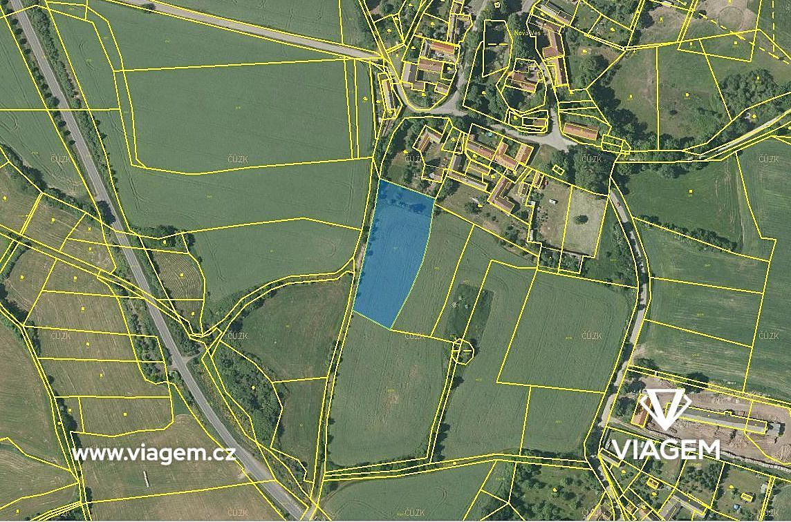 Prodej pole 1 636 m² – fotografie 3