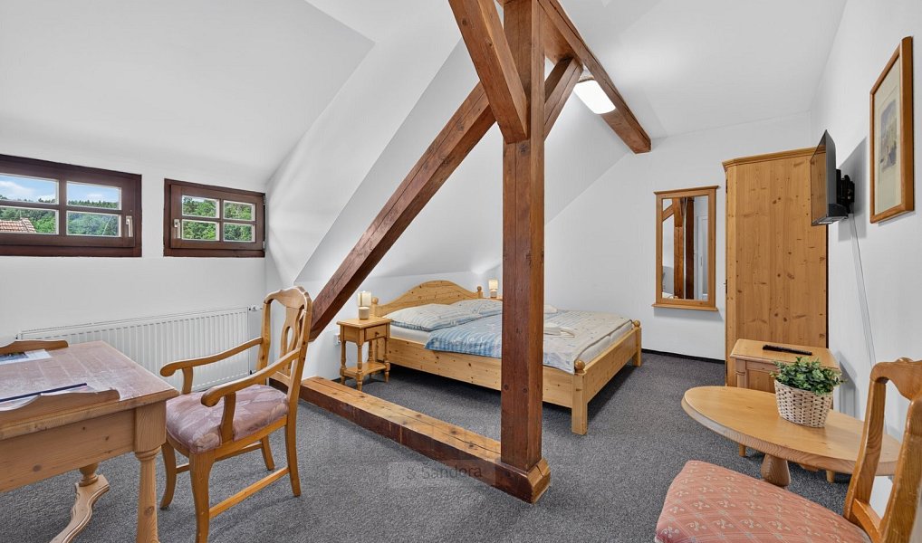 Prodej ubytovacího objektu 1 750 m², Rožmberk nad Vltavou – náhled fotky 26