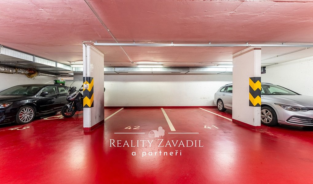 Prodej garážového stání 13 m2, Praha - Kyje, Praha – náhled fotky 6