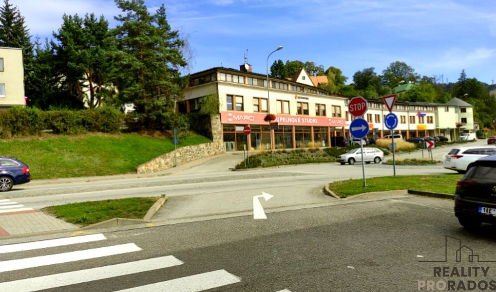 Pronájem kanceláře 103 m², Velké Meziříčí – náhled fotky 3