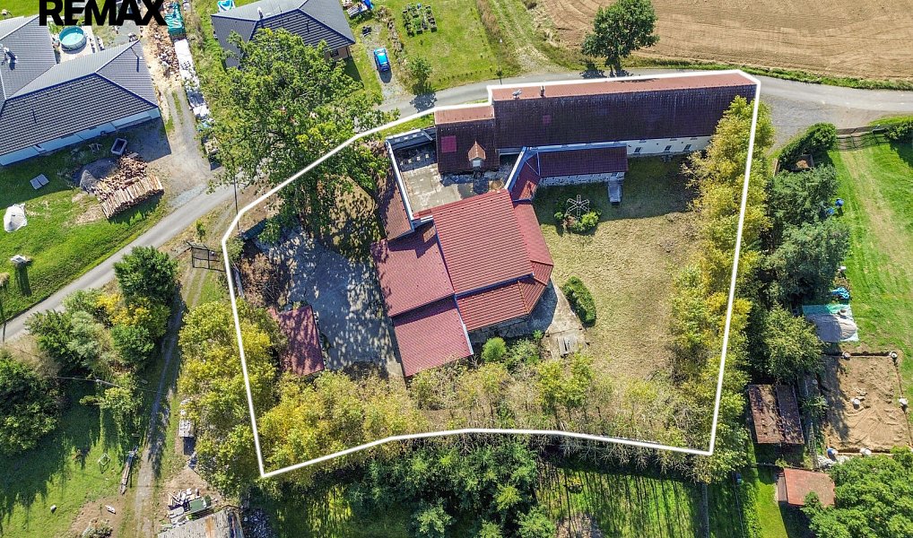 Prodej domu 952 m² s pozemkem 2 493 m², Všeruby – náhled fotky 48
