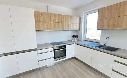 Pronájem bytu 2+kk 63 m²