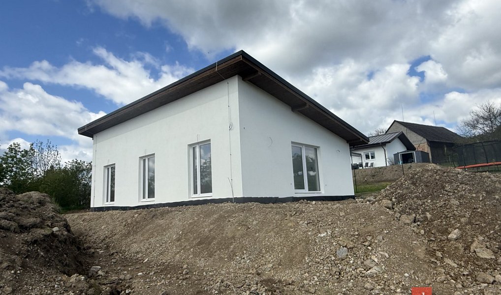 Prodej domu 92 m² s pozemkem 818 m², Spálené Poříčí – náhled fotky 2