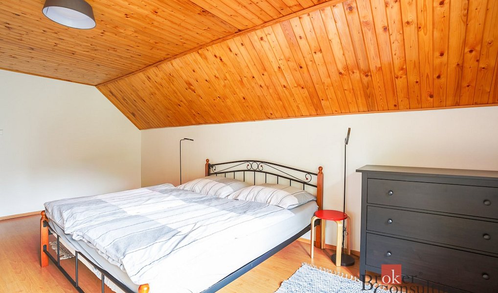 Prodej domu 150 m² s pozemkem 385 m², Horní Slavkov – náhled fotky 22