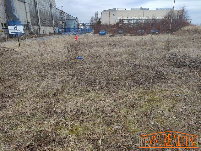 Prodej komerčního pozemku 1 951 m² – pohled 3