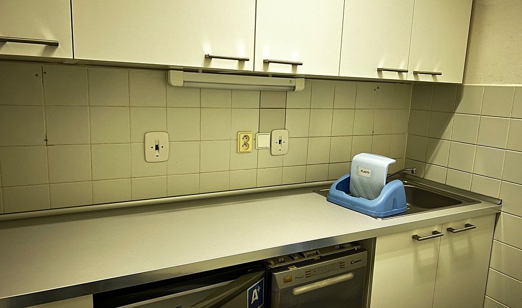 Pronájem kanceláře 347 m², Praha – náhled fotky 31
