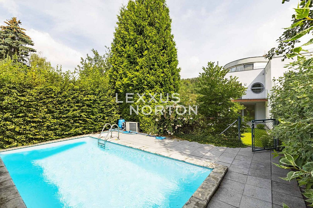 Pronájem domu 230 m² s pozemkem 485 m² — photo 3
