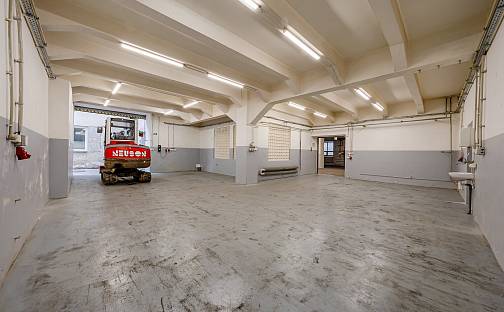 Pronájem výrobních prostor 348 m², Bojkovice, okres Uherské Hradiště