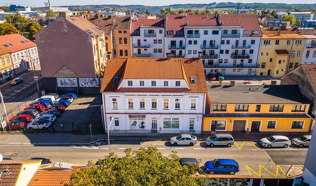 Prodej domu 489 m² s pozemkem 332 m², České Budějovice – náhled fotky 3
