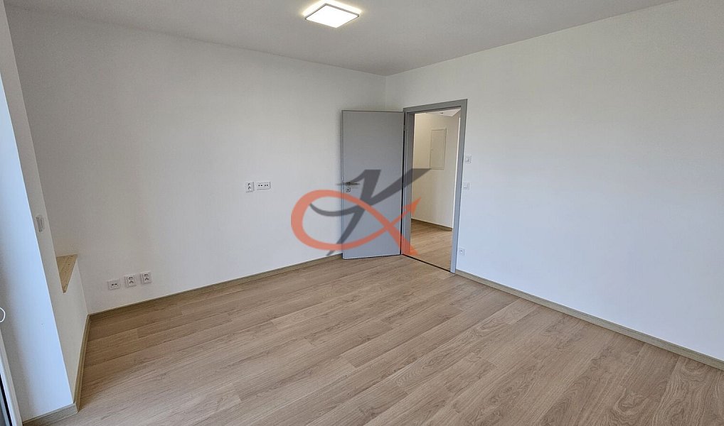 Pronájem bytu atypického 76 m², Šenov u Nového Jičína – náhled fotky 8