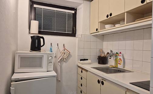 Pronájem bytu 1+1 35 m², Kolářova, Praha 4 - Modřany