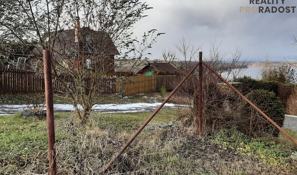 Prodej pozemku 585 m², Chbany – náhled fotky 7