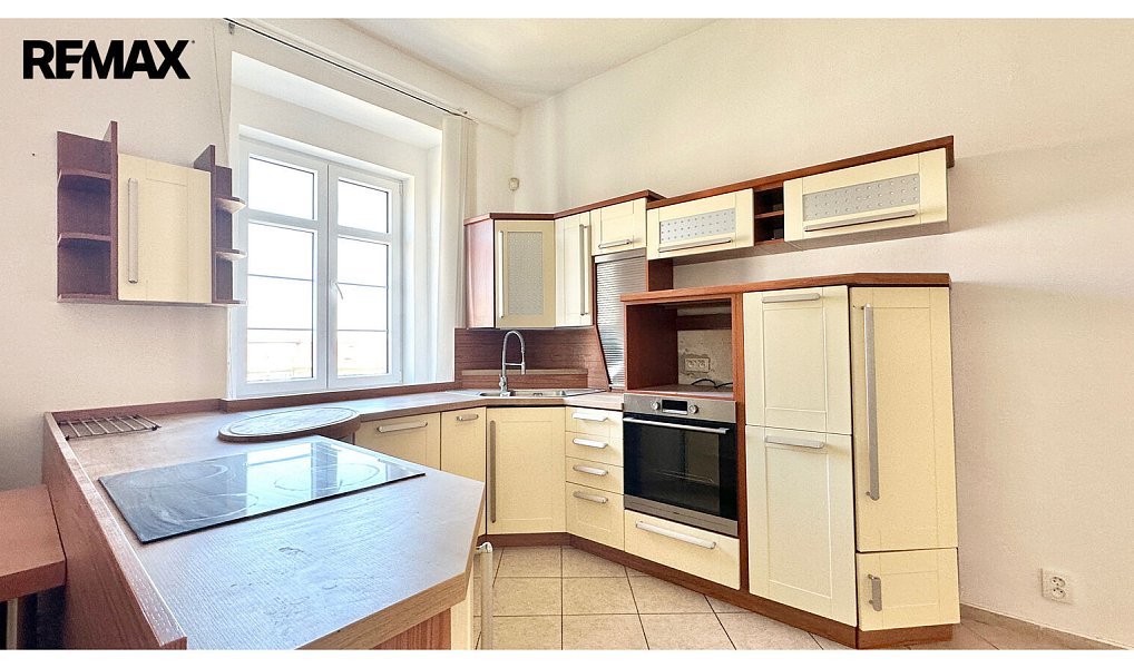 Prodej nájemního domu, činžáku 730 m², Teplice – náhled fotky 40