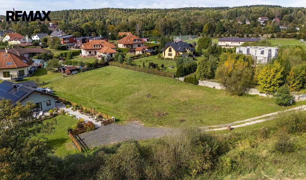 Prodej stavebního pozemku 2 227 m², Sadov – náhled fotky 23