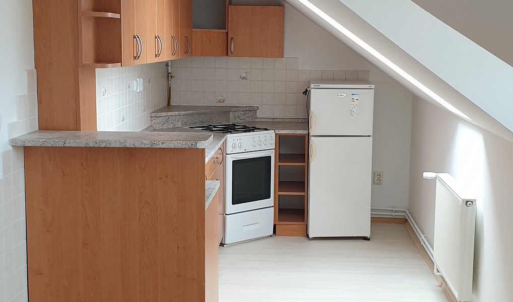 Pronájem bytu 2+kk 58 m², Teplice – náhled fotky 2