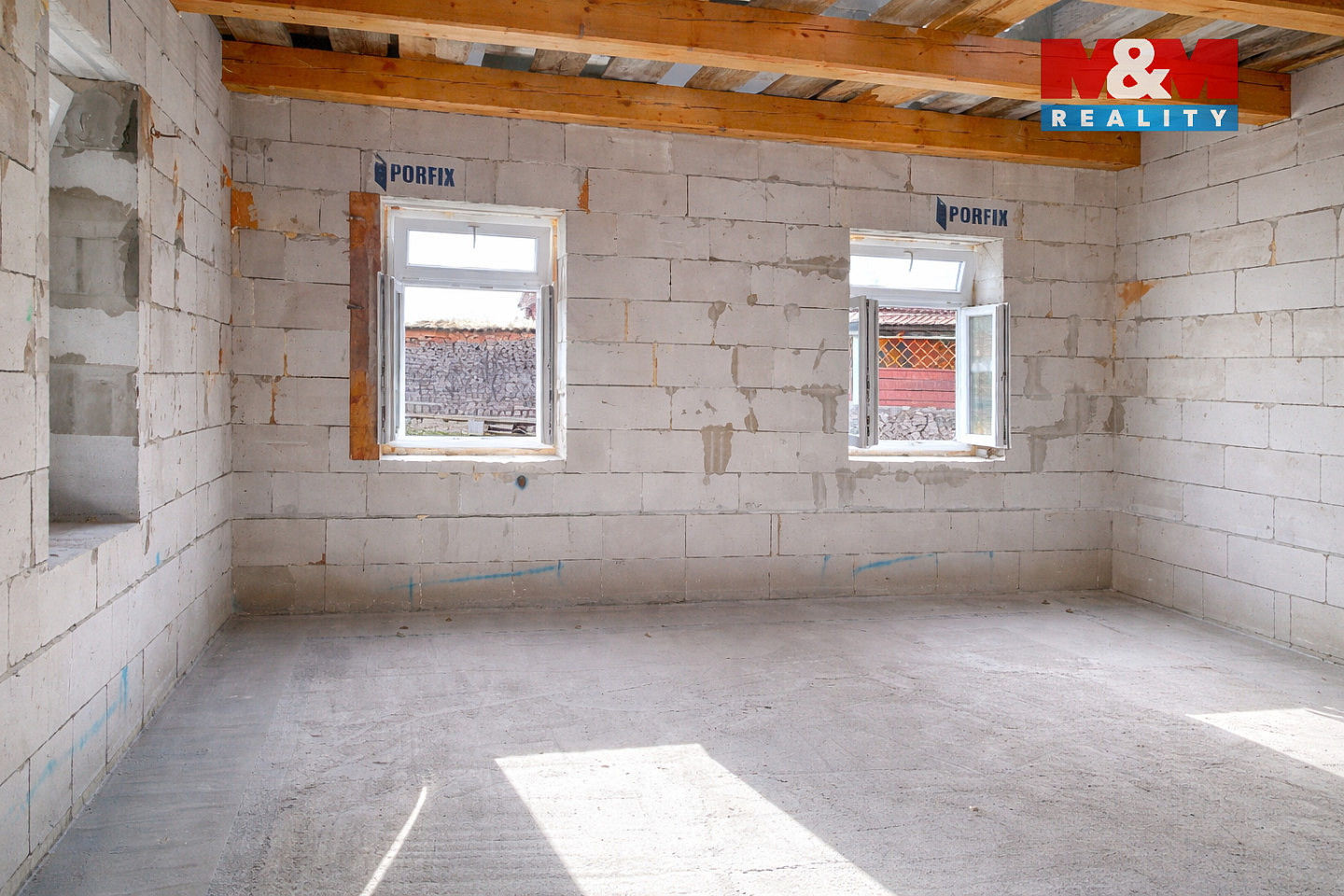 Prodej domu 196 m² s pozemkem 679 m² — photo 4