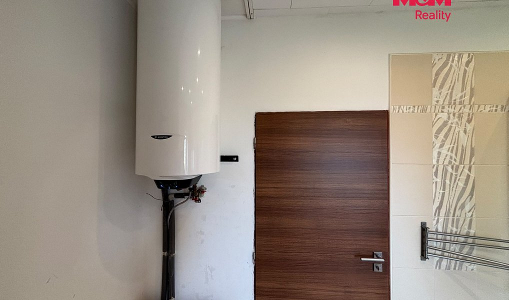 Prodej domu 210 m² s pozemkem 598 m², Výsluní – náhled fotky 24