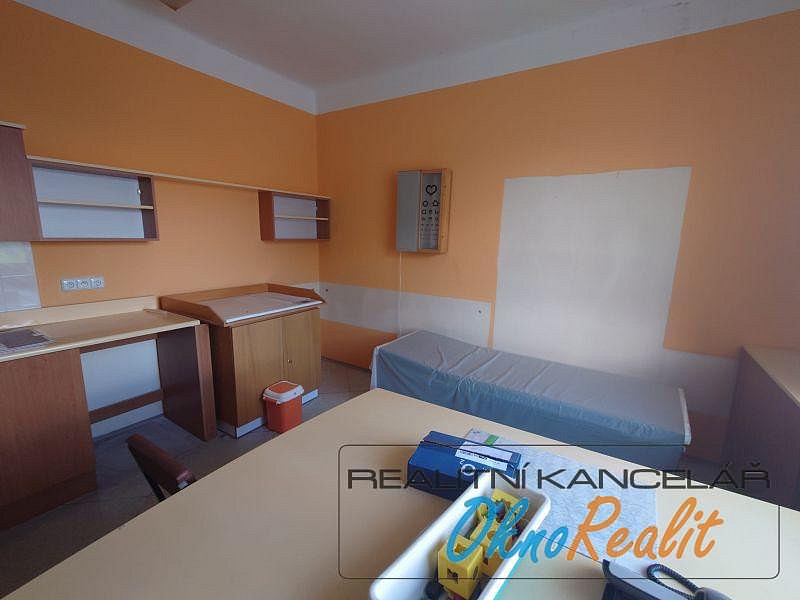 Prodej domu 250 m² s pozemkem 435 m² – fotografie 2