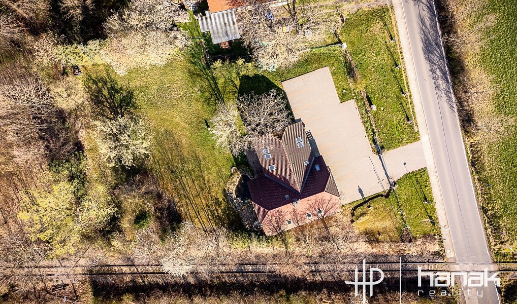Prodej domu 259 m² s pozemkem 2 016 m², Strančice – náhled fotky 35