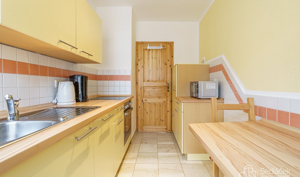 Prodej bytu 3+1 60 m², Boží Dar – náhled fotky 5