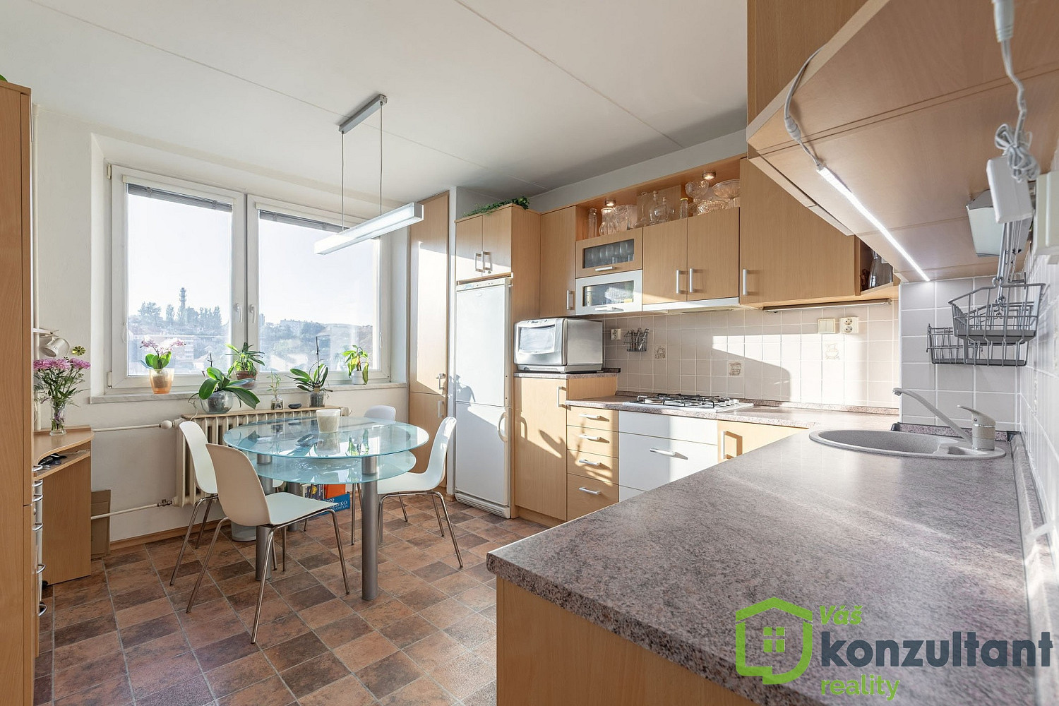 Prodej bytu 2+1 65 m² – fotografie 2