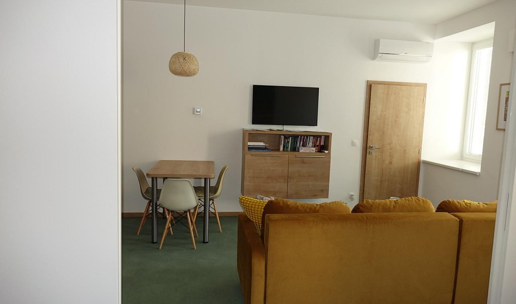 Pronájem bytu 2+kk 40 m², Strážnice – náhled fotky 7