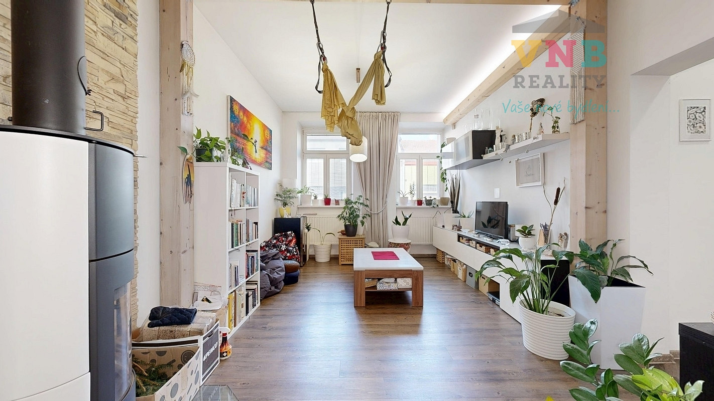 Prodej domu 205 m² s pozemkem 286 m² – fotografie 2