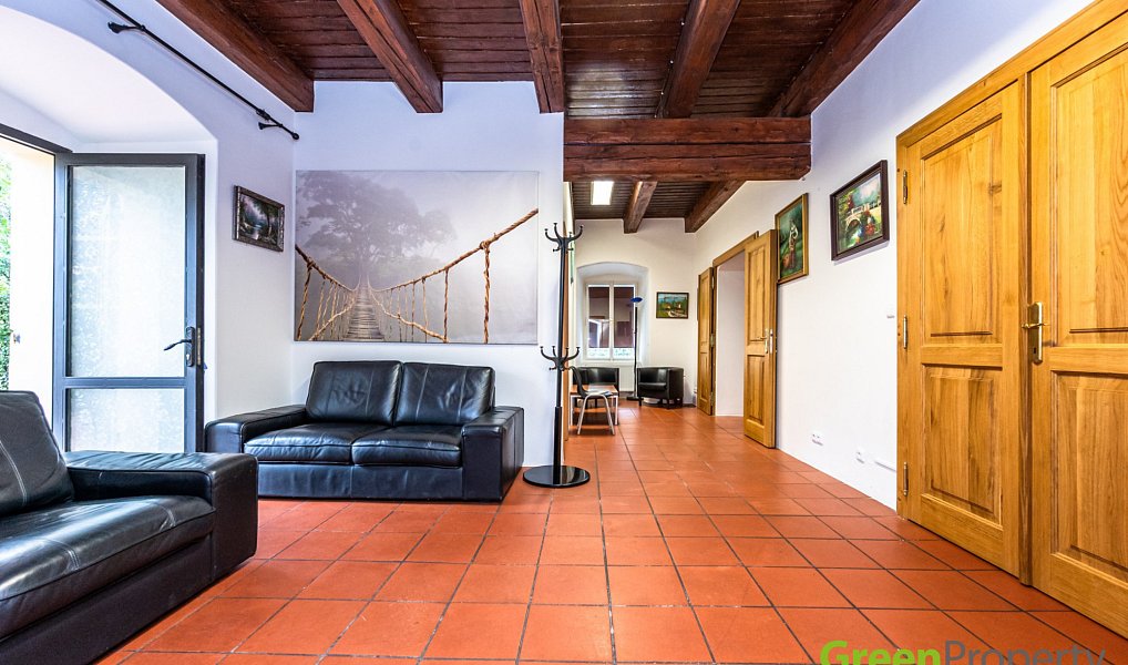 Prodej kanceláře 109 m², Praha – náhled fotky 2