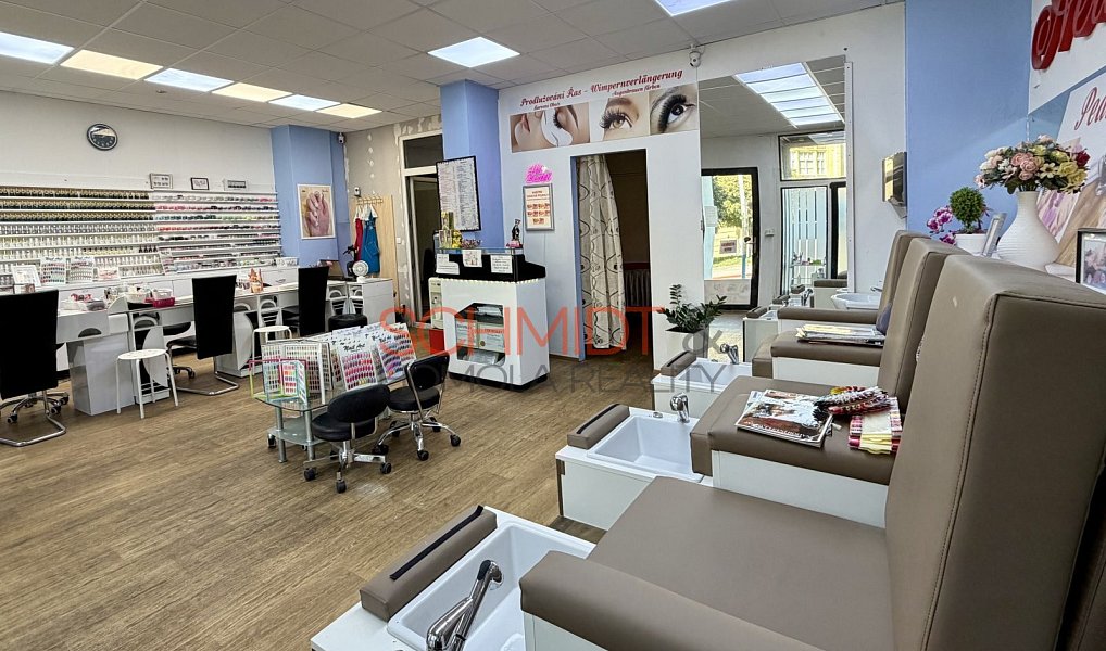 Pronájem obchodních prostor 65 m², Břeclav – fotka 1 z 10