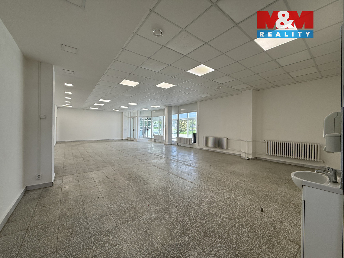 Pronájem obchodních prostor 124 m² – fotografie 5