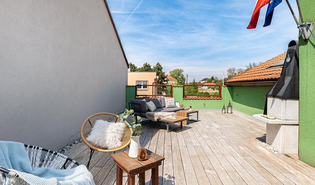Prodej domu 319 m² s pozemkem 300 m², Sluhy – náhled fotky 20