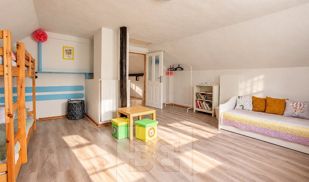 Pronájem domu 107 m² s pozemkem 693 m², Uhlířské Janovice – náhled fotky 18