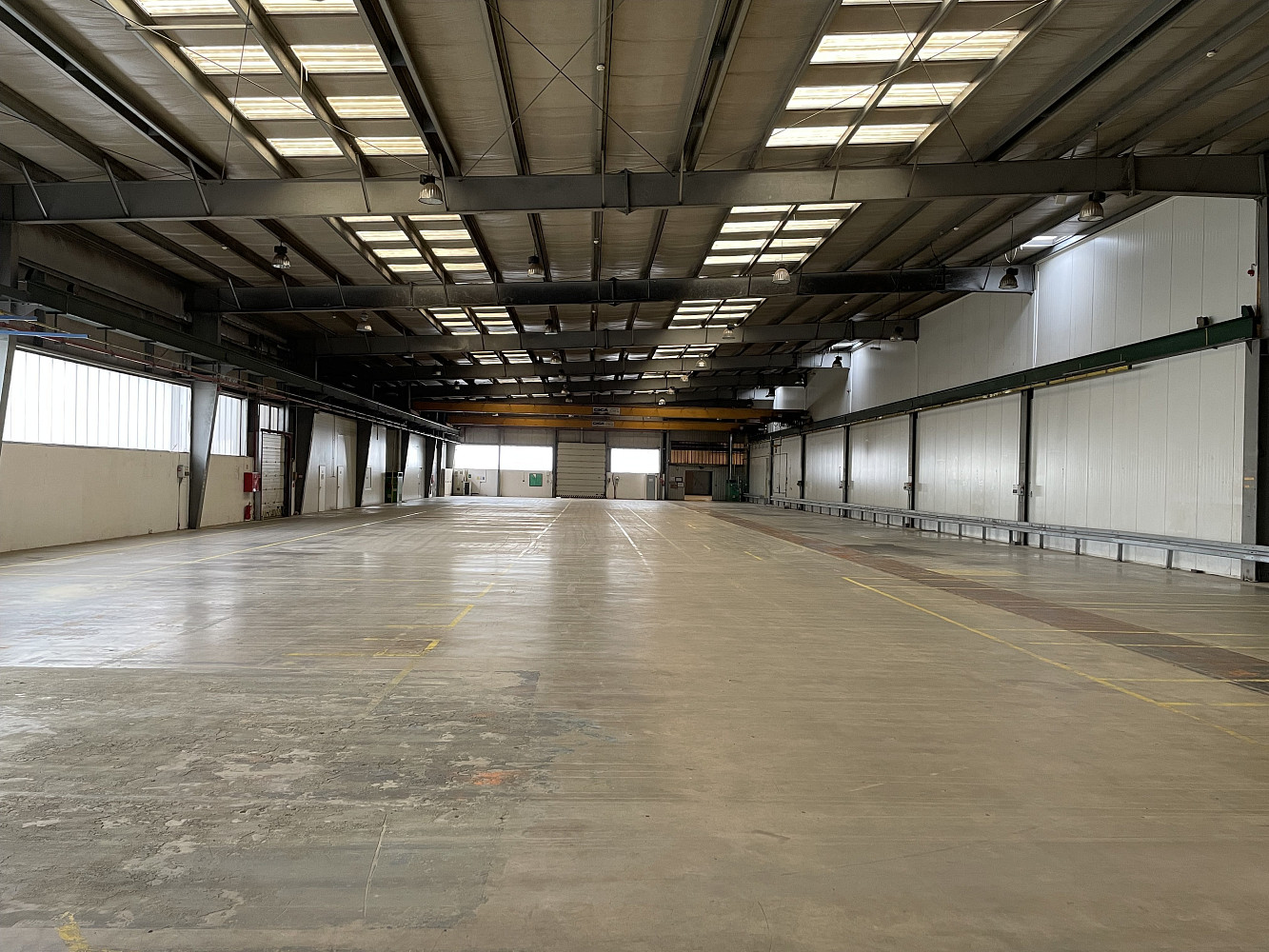 Pronájem výrobních prostor 5 300 m² – fotografie 4