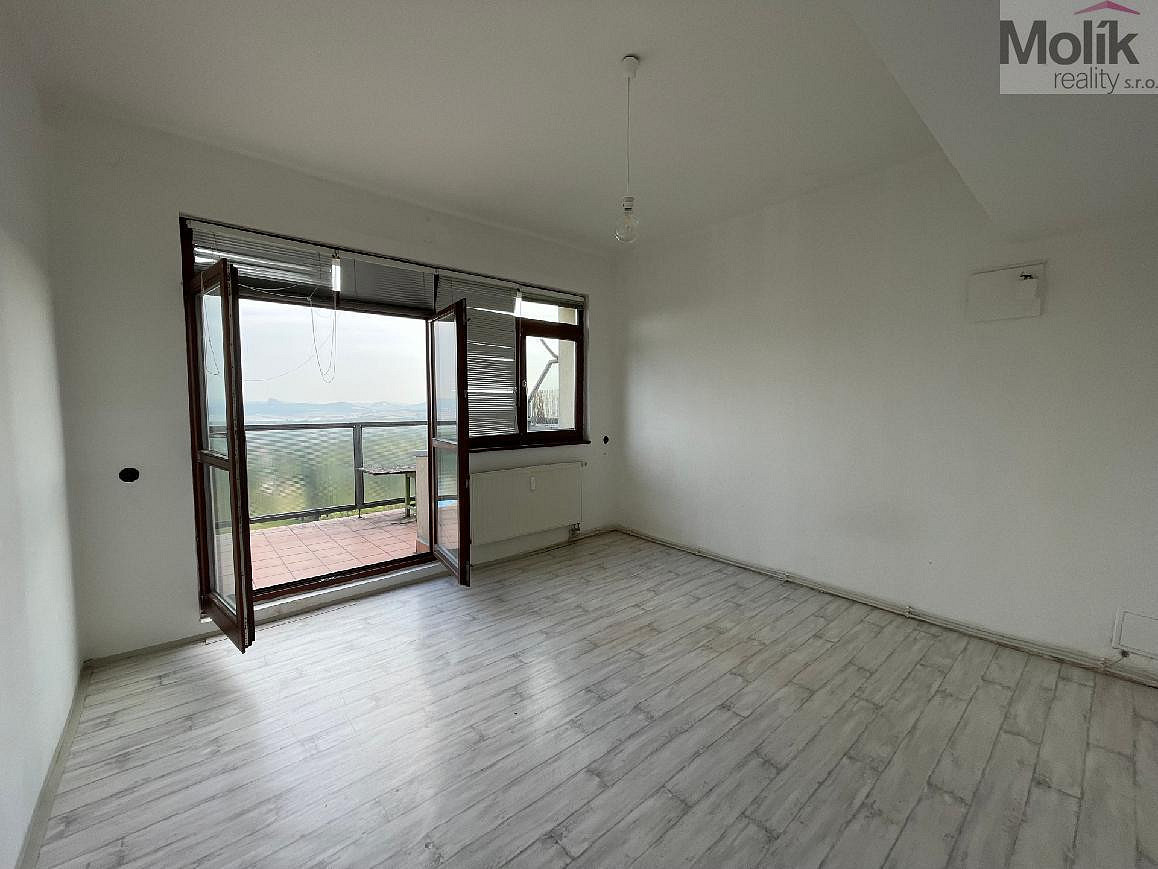Pronájem bytu 1+kk 27 m²