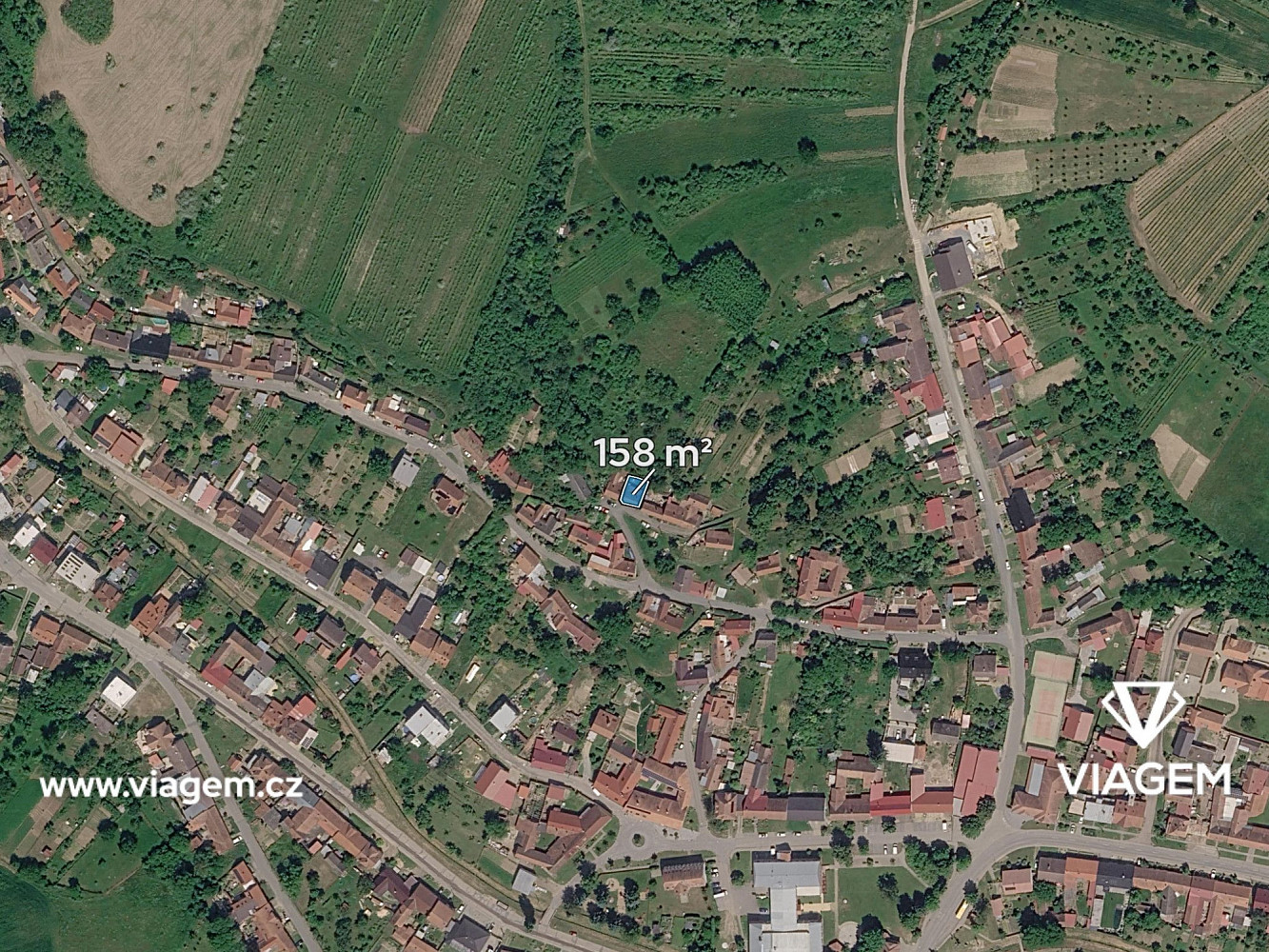 Prodej stavebního pozemku 158 m² – fotografie 2