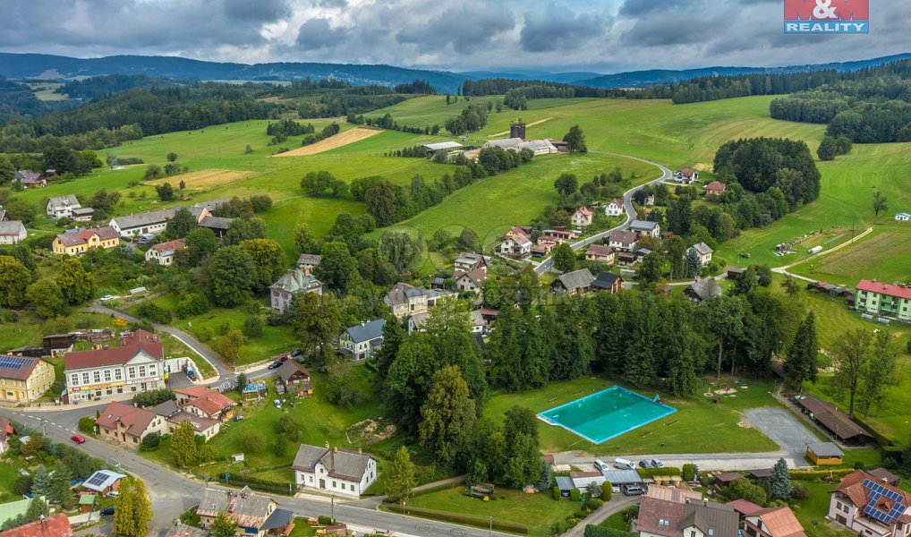 Prodej domu 246 m² s pozemkem 605 m², Jesenný – náhled fotky 5