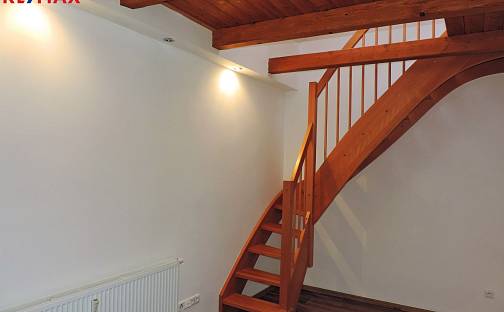 Pronájem bytu 3+1 75 m², Tyršova, Moravské Budějovice, okres Třebíč