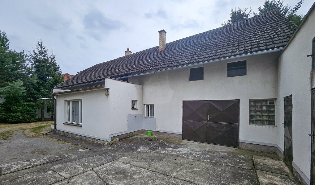 Prodej domu 250 m² s pozemkem 1 373 m², Boseň – náhled fotky 3