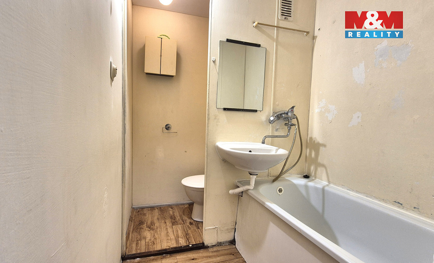 Pronájem bytu 1+kk 22 m² – fotografie 4