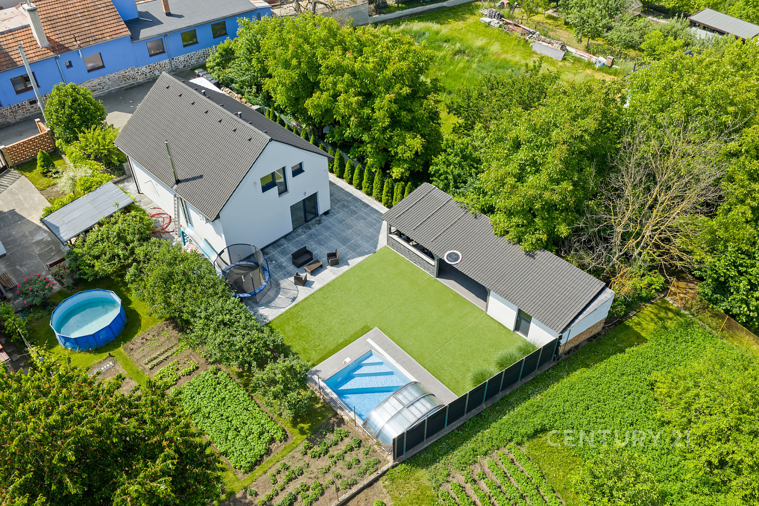 Prodej domu 140 m² s pozemkem 599 m² – fotografie 3