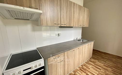 Pronájem bytu 1+kk 28 m², Perlová, Jablonec nad Nisou