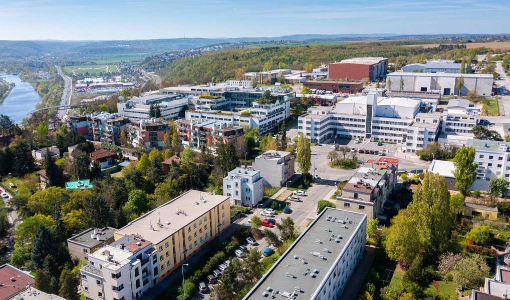 Prodej domu 200 m² s pozemkem 164 m², Praha – náhled fotky 6