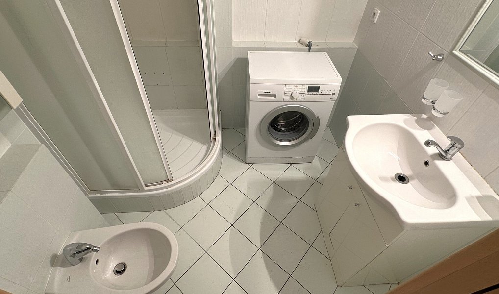 Prodej bytu 3+1 77 m², Pardubice – náhled fotky 5