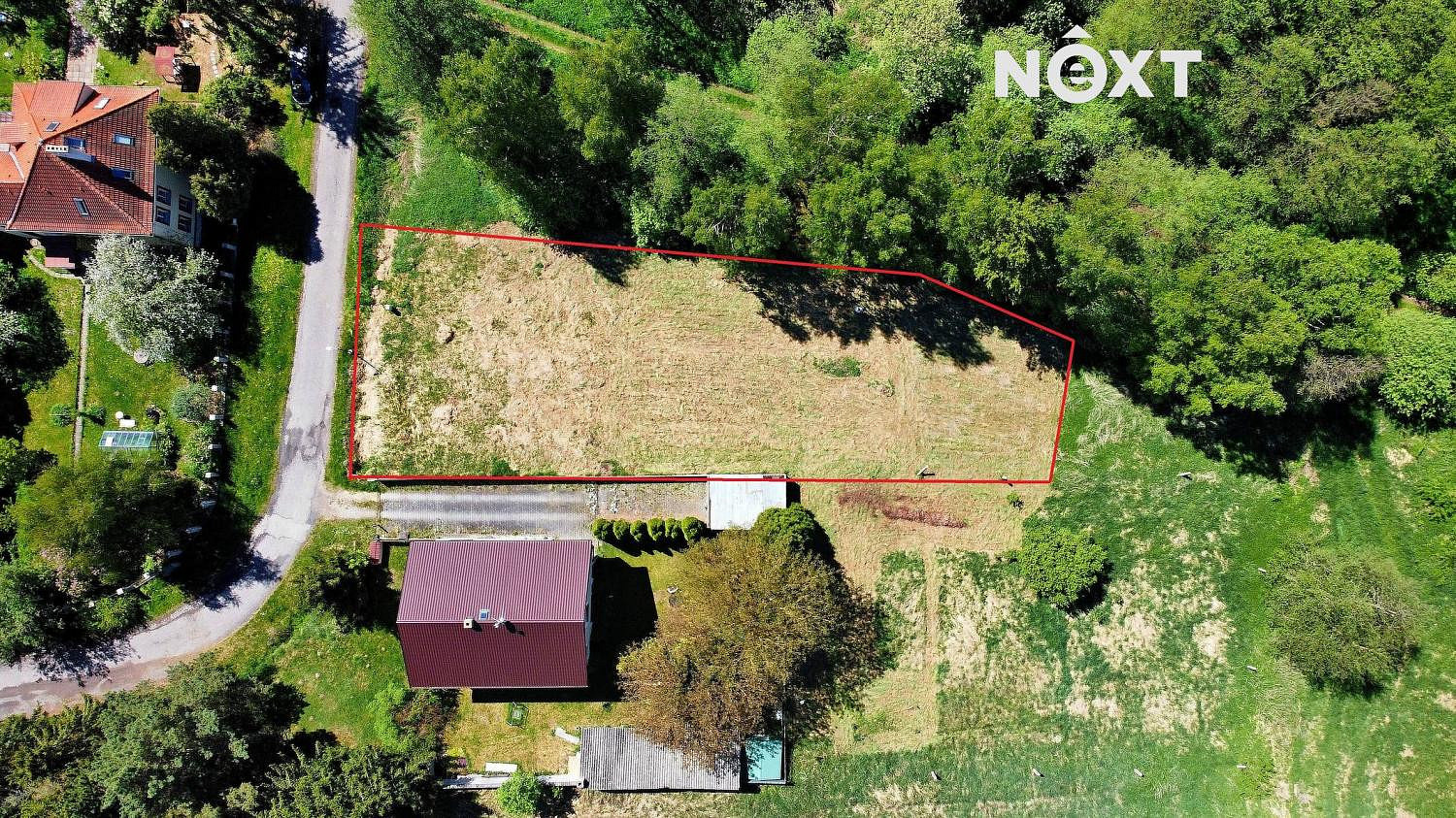 Prodej stavebního pozemku 1 264 m²