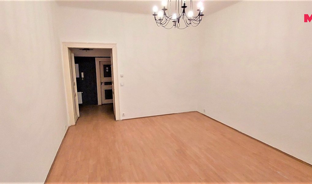 Pronájem bytu 1+1 55 m², Praha – náhled fotky 3
