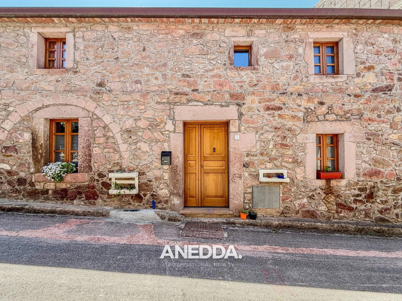 Prodej domu 207 m² s pozemkem 105 m²